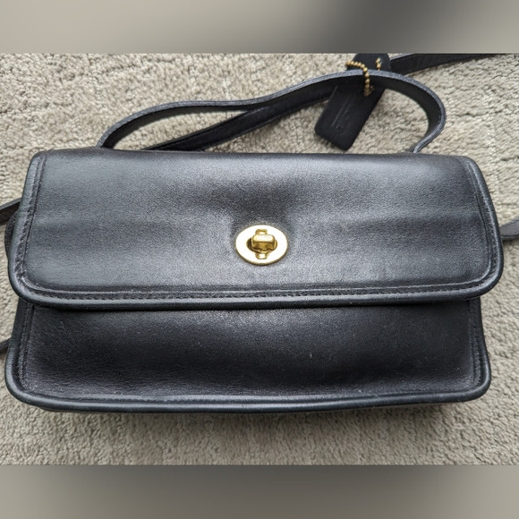 Vintage Coach Geometric shape  purse - Picture 16 of 16